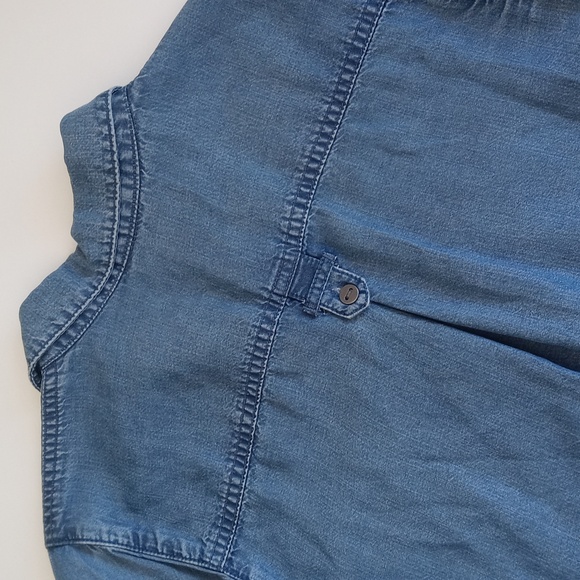J. Jill Chambray Denim Lyocell Long Sleeve Button Down/ Side Boyfriend Shirt XSP - Picture 5 of 15